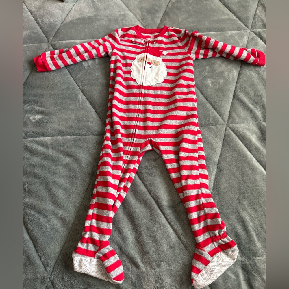 Carter’s Santa footies